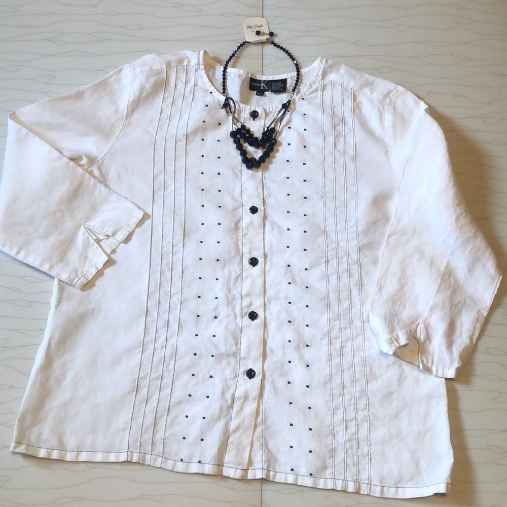 Dina k white blouse size XL